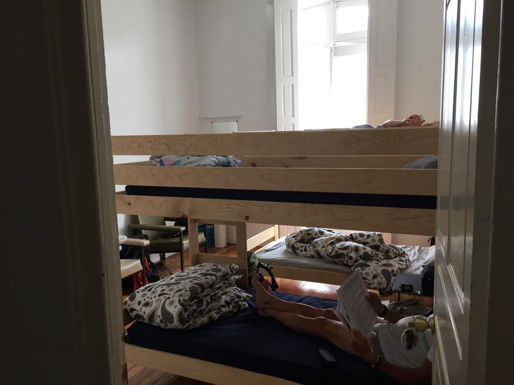 Albergue De Peregrinos La Bilbaina Santoña Szoba fotó